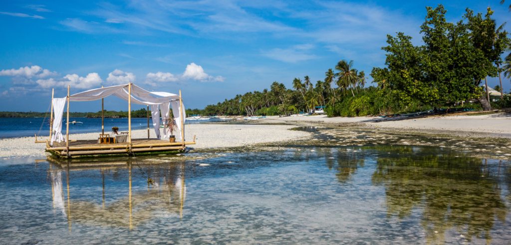 beach with private table