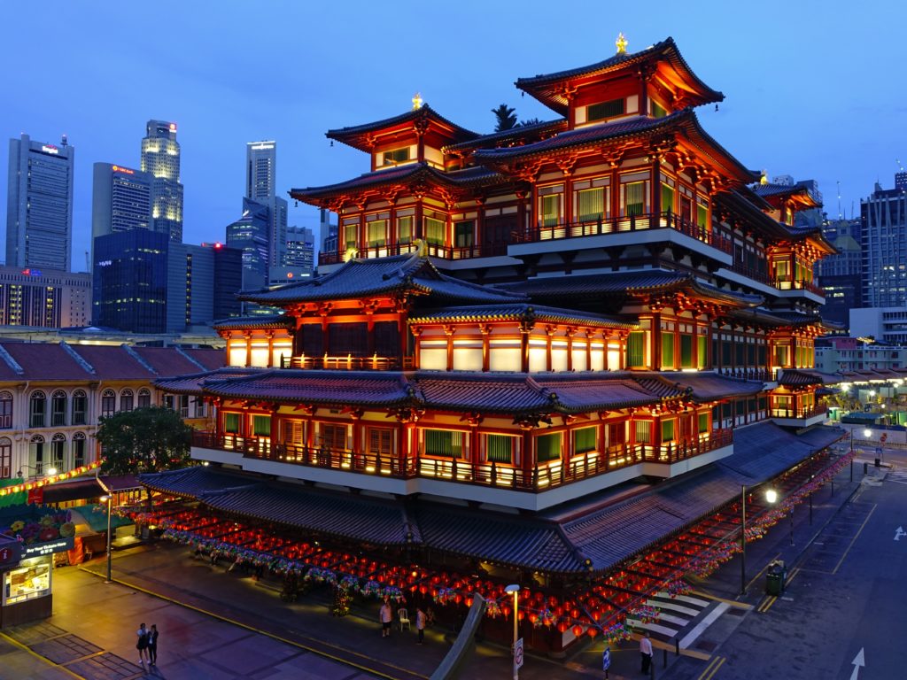 Buddha tooth relic temple